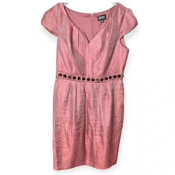 Elegant Pink Dress - Picture 2 of 3